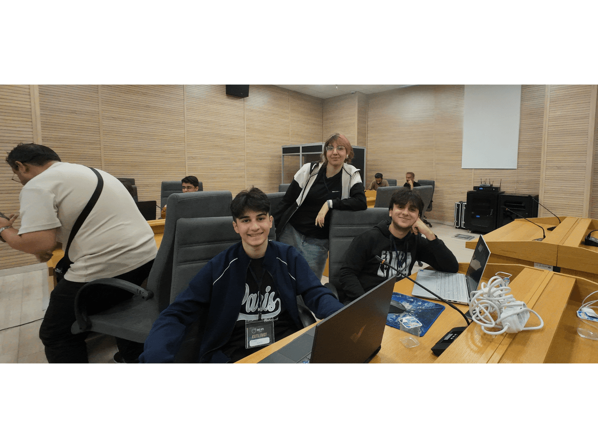 Happy Hacking Space students